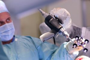 Best Robotic Knee Replacement Surgeon In Delhi